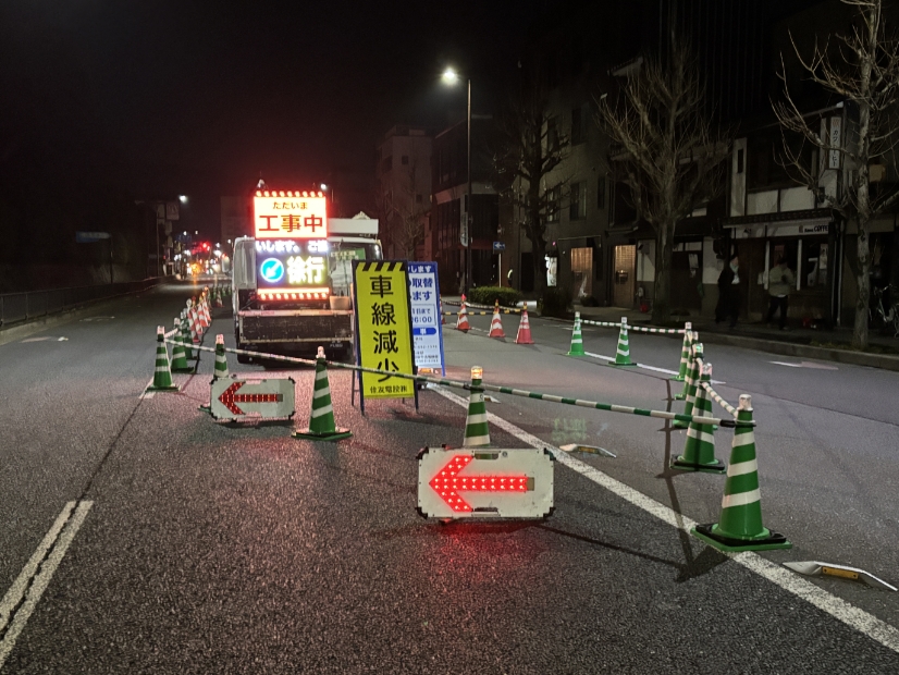 夜間現場の様子